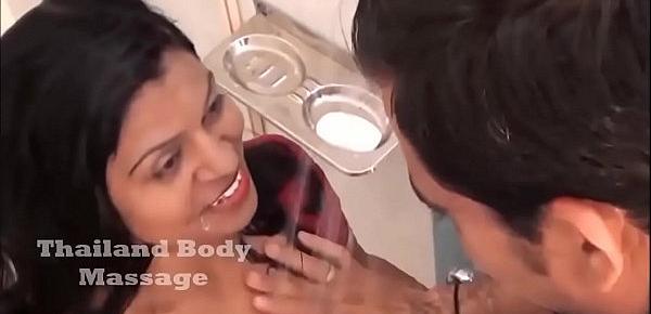  Servant Helps for Women bathing   Transparent blouse bath [QT]